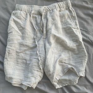H & M || off white men shorts